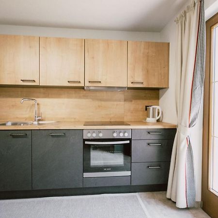 Nedererhof - Zimmer Edelweiss Mit Gemeinschaftskueche Schmirn Exteriör bild