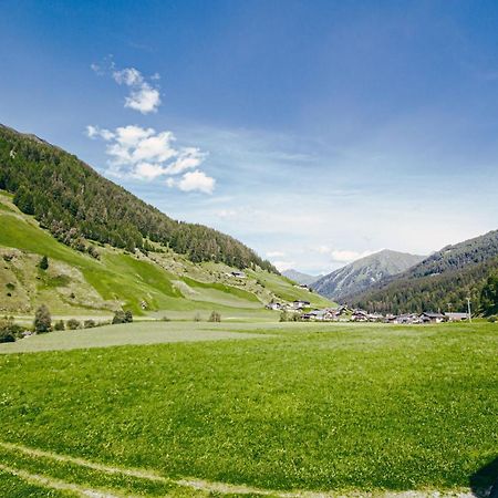 Nedererhof - Zimmer Edelweiss Mit Gemeinschaftskueche Schmirn Exteriör bild