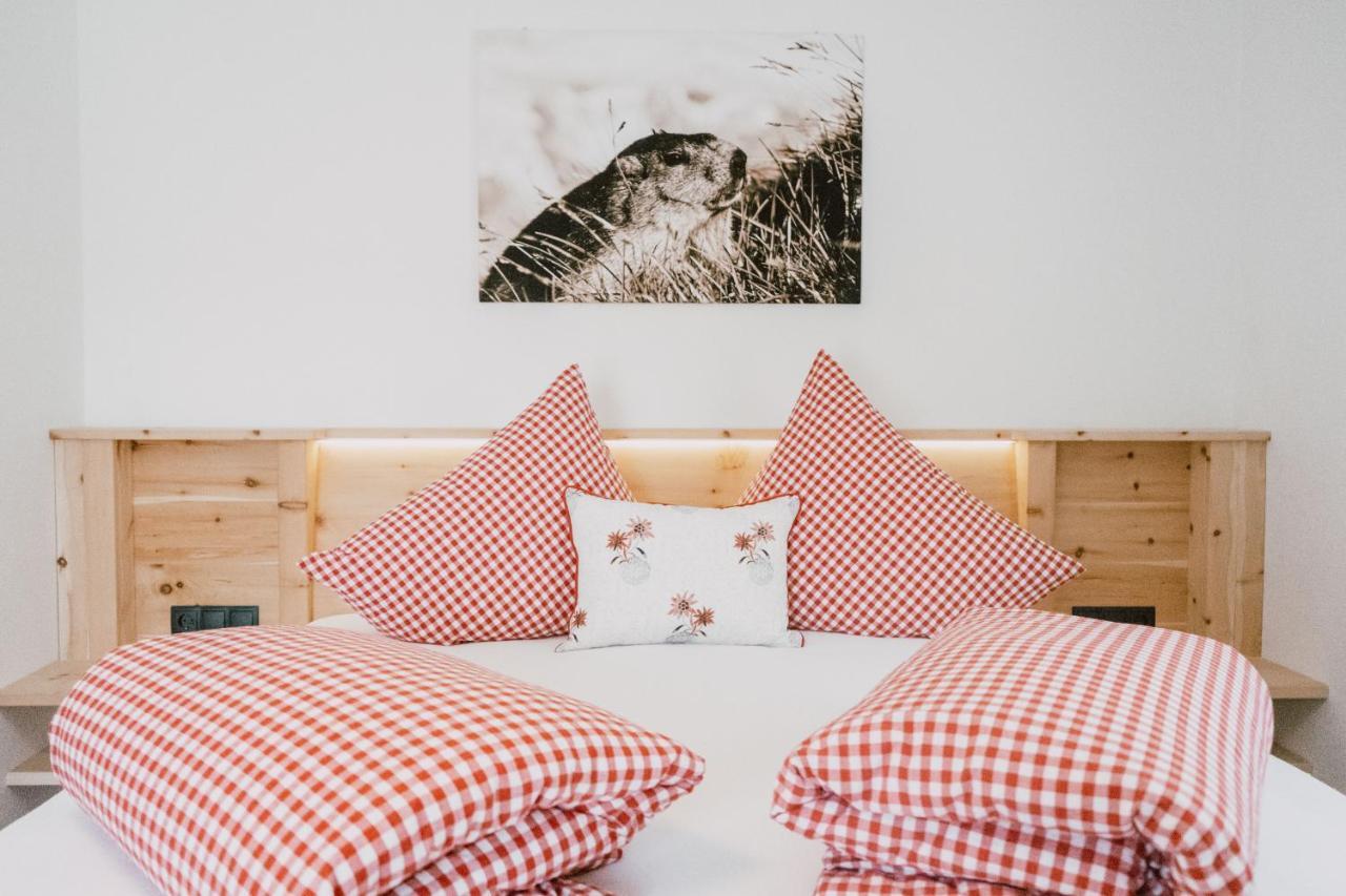 Nedererhof - Zimmer Edelweiss Mit Gemeinschaftskueche Schmirn Exteriör bild