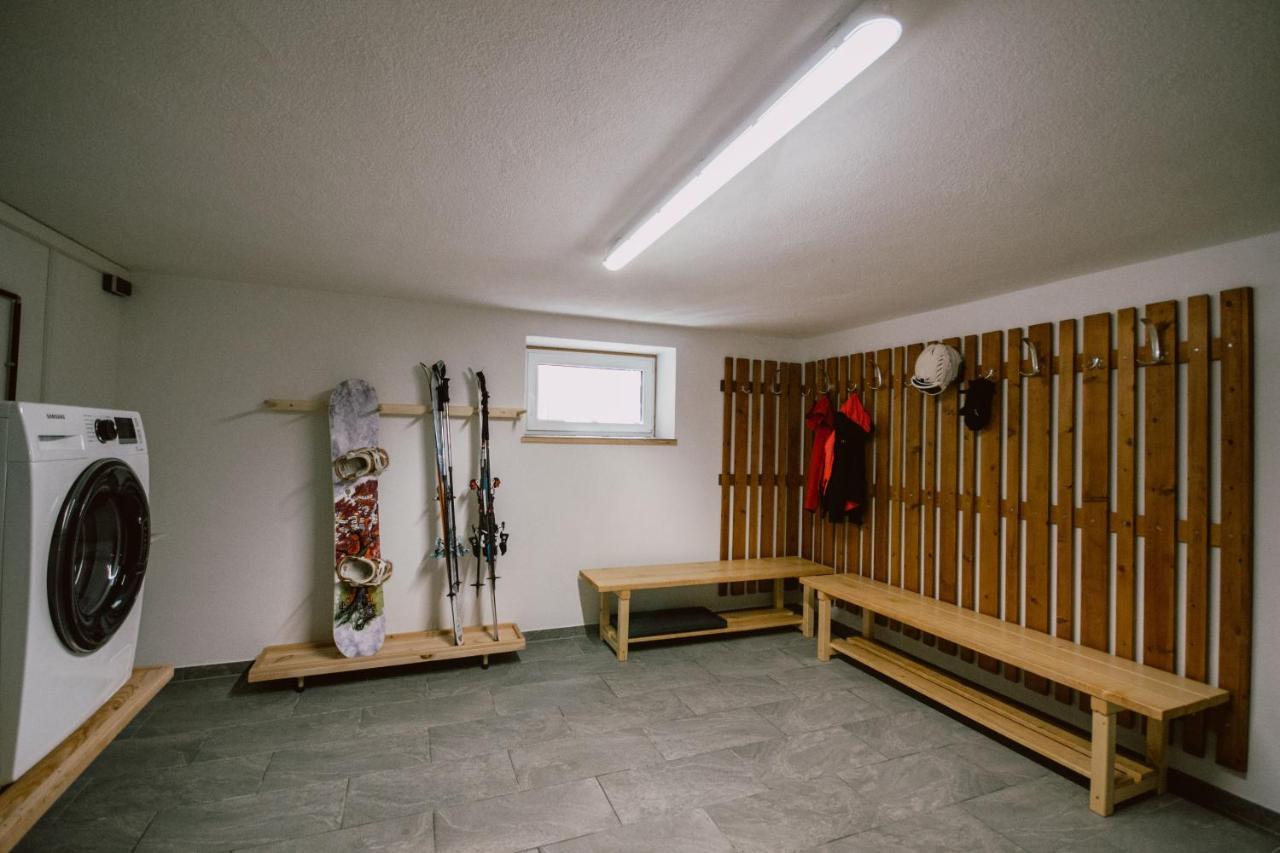 Nedererhof - Zimmer Edelweiss Mit Gemeinschaftskueche Schmirn Exteriör bild