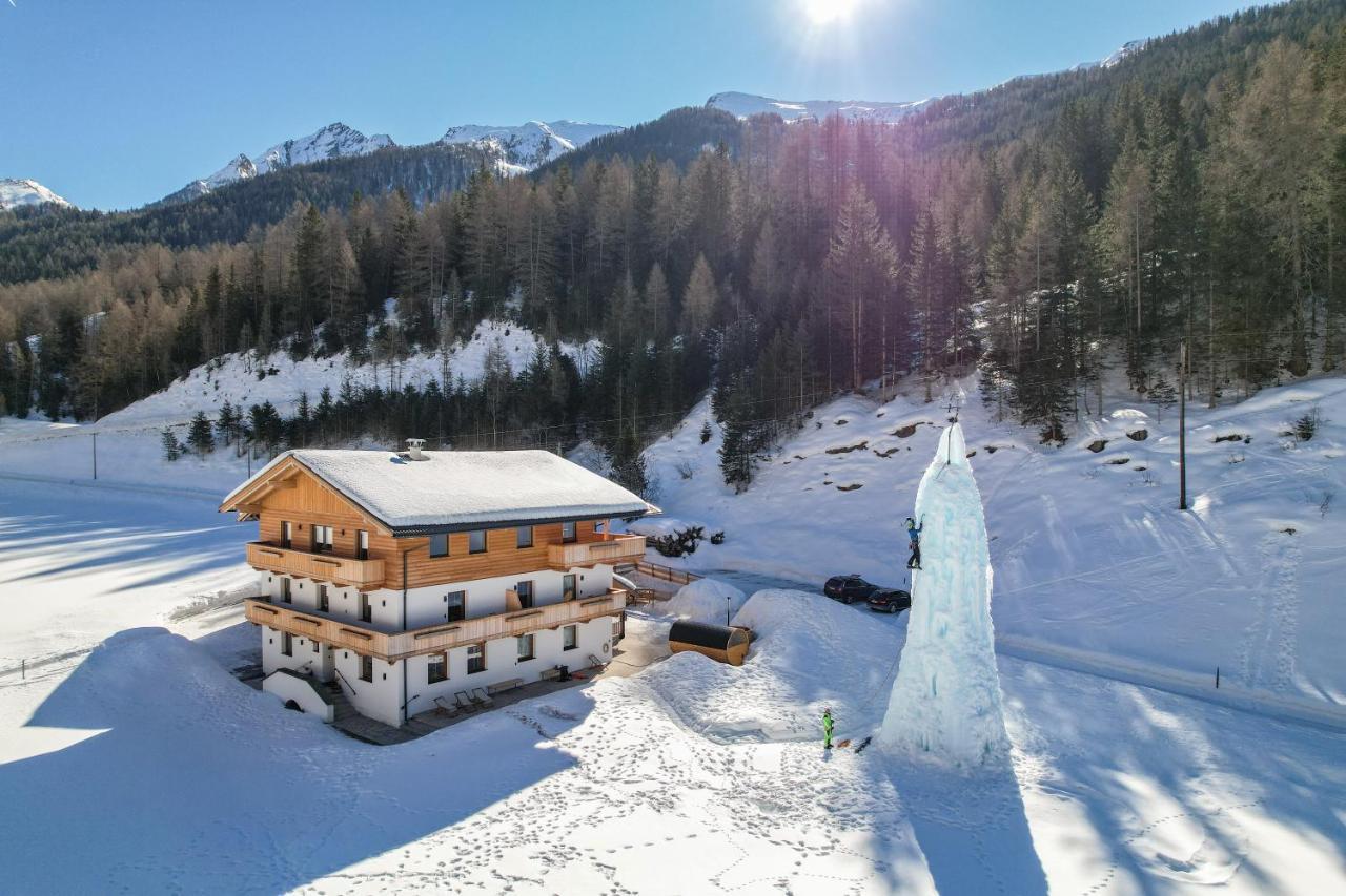 Nedererhof - Zimmer Edelweiss Mit Gemeinschaftskueche Schmirn Exteriör bild